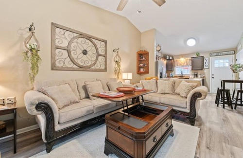 Westgate Casa | Suite Southern Charm - 2 bed 2 bath