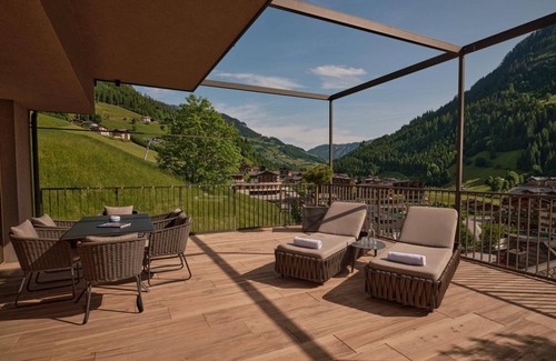 Grossarl Casa | Suite Superior | from 5 nights - The Edelweiss Salzburg Mountain Resort