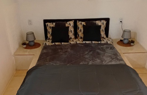 Santana do Livramento Cabina | Suite with private garage. Location: 5 km from the center. (Pets are welcome!)