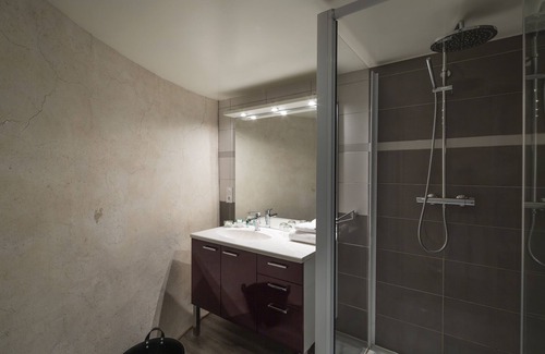 Cancale Casa | Suite 1 Tou-Suite-De Lujo-Baño para personas con movilidad reducida-Vista al Mar