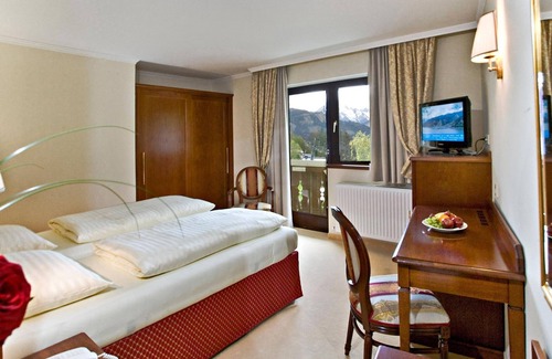 Zell am See Hotel | Suite con balcón al pueblo y lago - Hotel Berner.