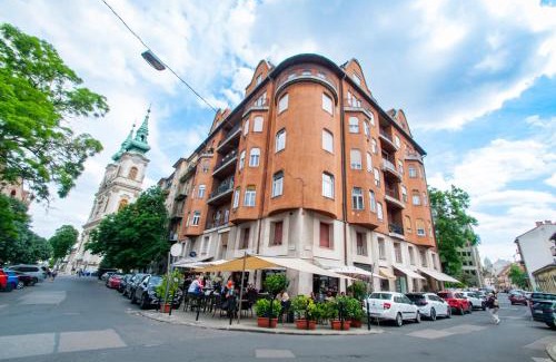 Vizivaros Apartamento | Suite with Parliament view