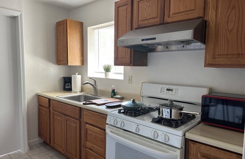 Arden-Arcade Casa | Suite with private kitchen