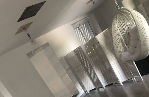 Rodez Cama Y Desayuno | Suite with private pool.