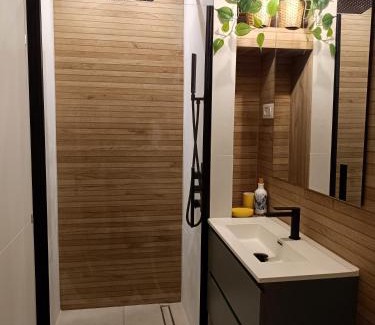 Viserbella Cama Y Desayuno | SUITEHOME Comfort Apartment near the Beach
