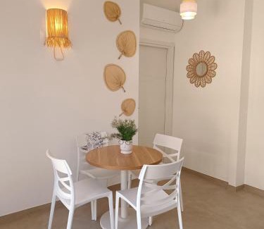 Viserbella Cama Y Desayuno | SUITEHOME Comfort Apartment near the Beach