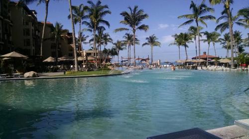 Flamingos Hotel | Suites at Villa Del Palmar Flamingos Beach Resort and Spa