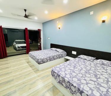 Tonse West Casa | Suites by the Glasswater homestay