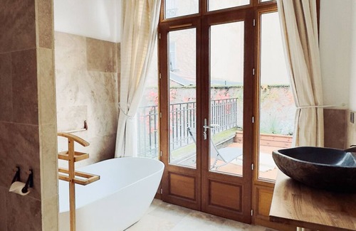 Thermal Apartamento | Suite Ronde -Apartamento-Luna de miel-Baño con bañera-Terraza