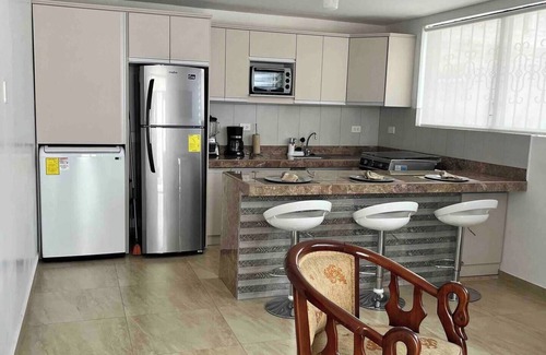 Caranqui Condominio | Suites Los Sauces Elegancia y Confort