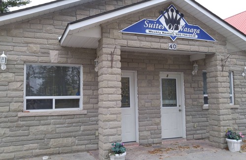Wasaga Beach Casa | Suites of Wasaga 2 Whole Building