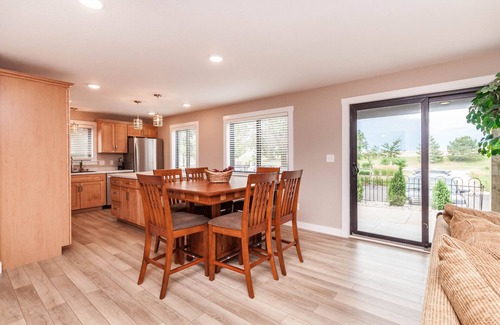 Kutzky Park Condominio | Suites on 4th unit # 2 - 2 bdrm-2 bath-1 mile-Mayo Clinic