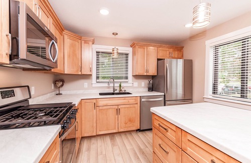Kutzky Park Condominio | Suites on 4th unit # 2 - 2 bdrm-2 bath-1 mile-Mayo Clinic