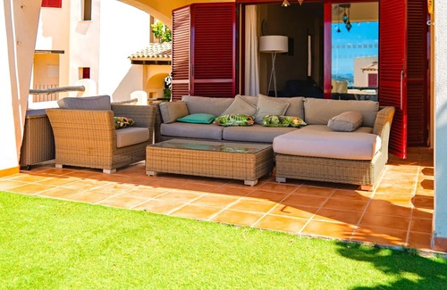 Bahia de Casares Apartamento | Suitur Bahía apartamento jacuzzi barbacoa
