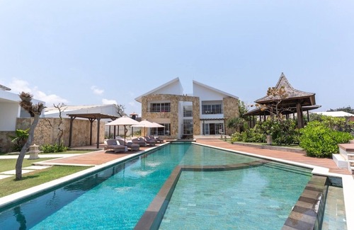 Ketewel Villa | Sukawati Beachfront Luxury 4BDR Villa Private Pool Ocean View Equipped Kitchen
