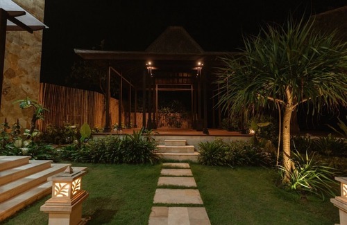 Ketewel Villa | Sukawati Beachfront Luxury 4BDR Villa Private Pool Ocean View Equipped Kitchen