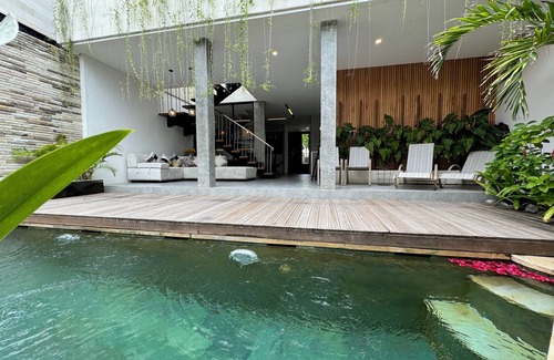 Purwakerti Villa | Sukawati Beachside 2 Bedroom Villa Alice Private Pool Jacuzzi Ocean View