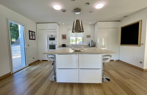 Brignoles Villa | Verano 2019 en Villa Grey! 5 Pers