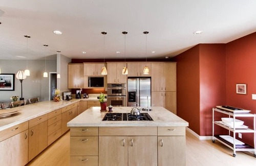 Sunset Cliffs Casa | Summer at The Grande House+Studio: yard+pets+BBQ!