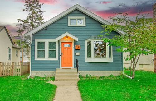 Southwest Minneapolis Cabaña | Summer Family Vacation with Game Room Near MOA MSP US Bank Stadium