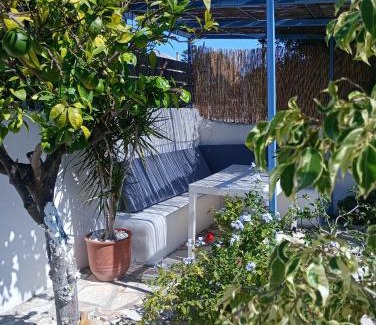 Pylos-Nestoras Apartamento | Summer Garden Studio - village location