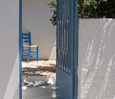 Pylos-Nestoras Apartamento | Summer Garden Studio - village location