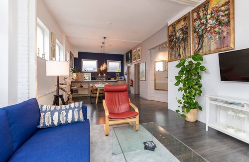 Bergen Casa | Summer house (80m2), 300 meters from the Ruin Church.