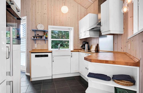 Haarby Casa | Summer house in beautiful nature in Brunshuse