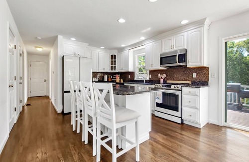 Centerville Casa | Summer house in Centerville/Barnstable, 5 min from lake, close to cape cod mall