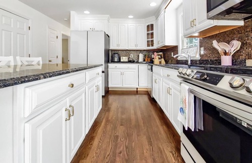 Centerville Casa | Summer house in Centerville/Barnstable, 5 min from lake, close to cape cod mall