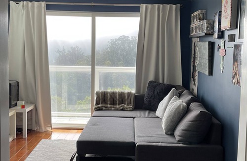 Tamalpais-Homestead Valley Casa | Summer in Mill Valley, Family home with amazing views. Close to hiking trails.