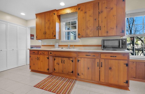 Julian Cabaña | SUMMER LOW MIDWEEK RATES! Charming 2-bedroom cottage in Julian with FREE Wifi