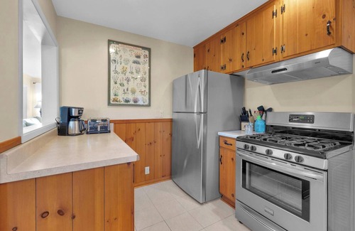 Julian Cabaña | SUMMER LOW MIDWEEK RATES! Charming 2-bedroom cottage in Julian with FREE Wifi