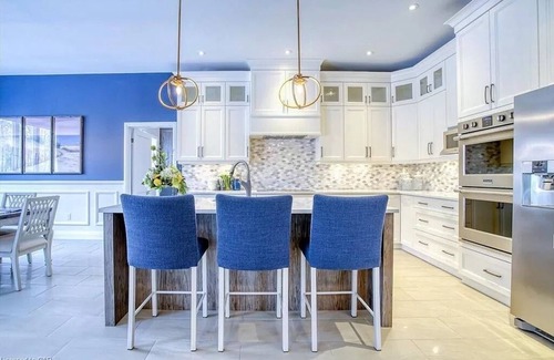 Grand Bend Casa | Summer Luxury