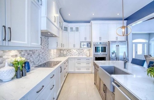 Grand Bend Casa | Summer Luxury