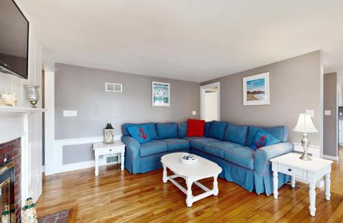West Dennis Casa | Summer on the Cove