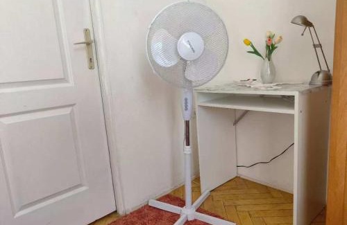 Pusztavacs Apartamento | Summer room-1 bedroom privite use Center apartment