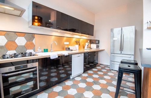 Tours Apartamento | Summer - Room with private bathroom