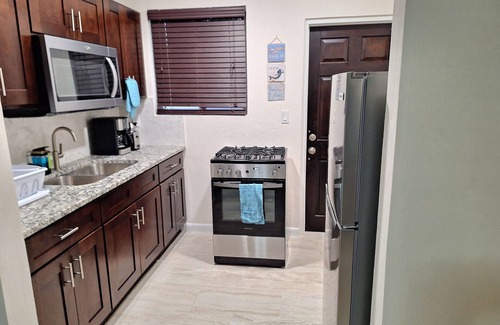 Nassau Apartamento | Summer's Haven Villas 1, near beaches, hotels, restaurants, bars, and casino.