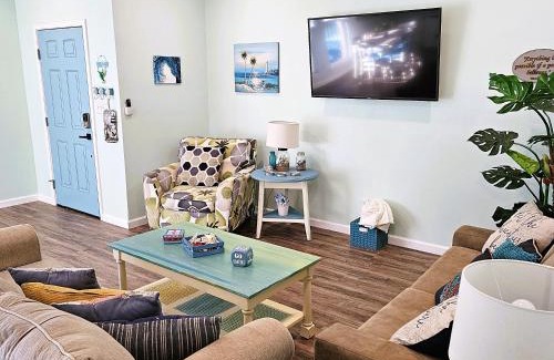 Rockport Casa | Summer's Little Bay Getaway