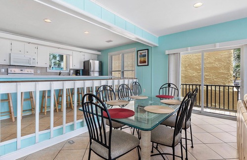 Gulf Shores Casa | 🥳 Summer Sale! First 2! SeaRae. 5BR Beachfront. Heatable Pool. Right on the beach! Yes!