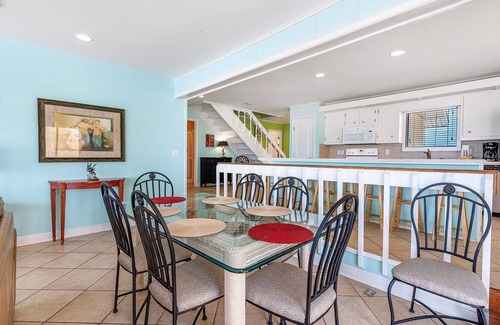 Gulf Shores Casa | 🥳 Summer Sale! First 2! SeaRae. 5BR Beachfront. Heatable Pool. Right on the beach! Yes!