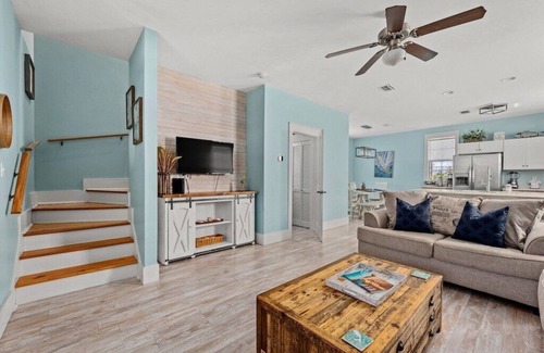 Port St. Joe Cabaña | Summer Sale! Gated community w/ pools and hot tub - Near beaches!