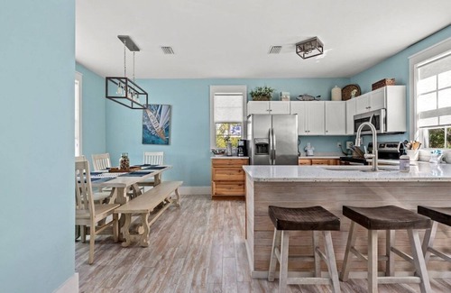 Port St. Joe Cabaña | Summer Sale! Gated community w/ pools and hot tub - Near beaches!