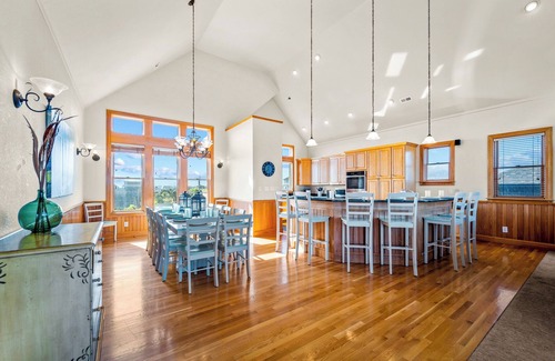 Salvo Casa | SUMMER SALE-Luxury Oceanfront, Private Pool, Hot Tub, Elevator, Game/Media Room, Fire Pit