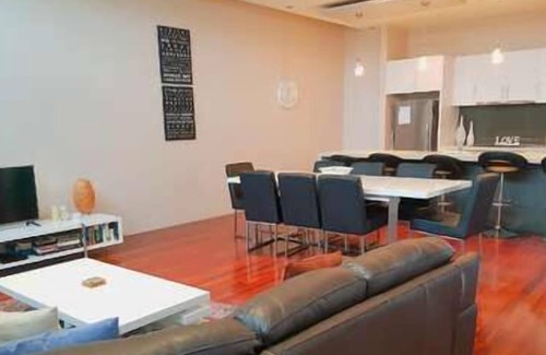 Queenscliff Apartamento | SAL DE VERANO - Un apartamento moderno en el corazón de la ciudad