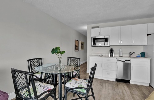 Wrightsville Beach Condominio | Summer Sands Sandy Paws Room 101