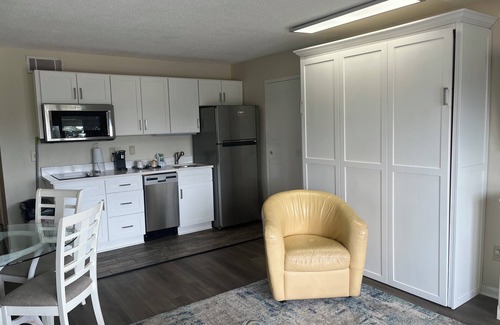 Wrightsville Beach Condominio | Summer Sands Basset Beach Room 103