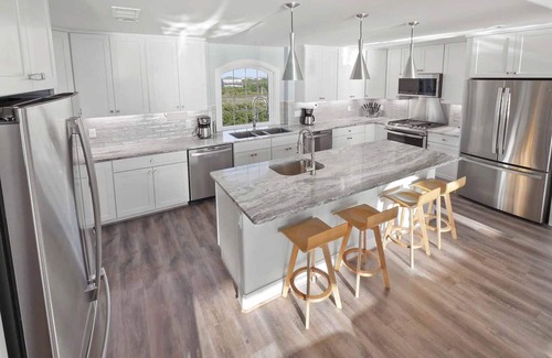 Avon Casa | SUMMER SAVINGS -Luxury Soundfront w/ Pool, Hot Tub, Elevator, Watersports Access