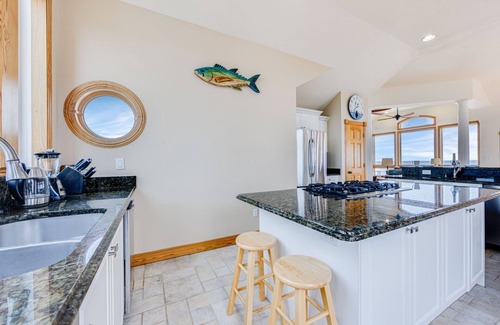 Hatteras Casa | SUMMER SAVINGS - Oceanfront w/ Private Pool, Hot Tub, Game Room, Putting Green